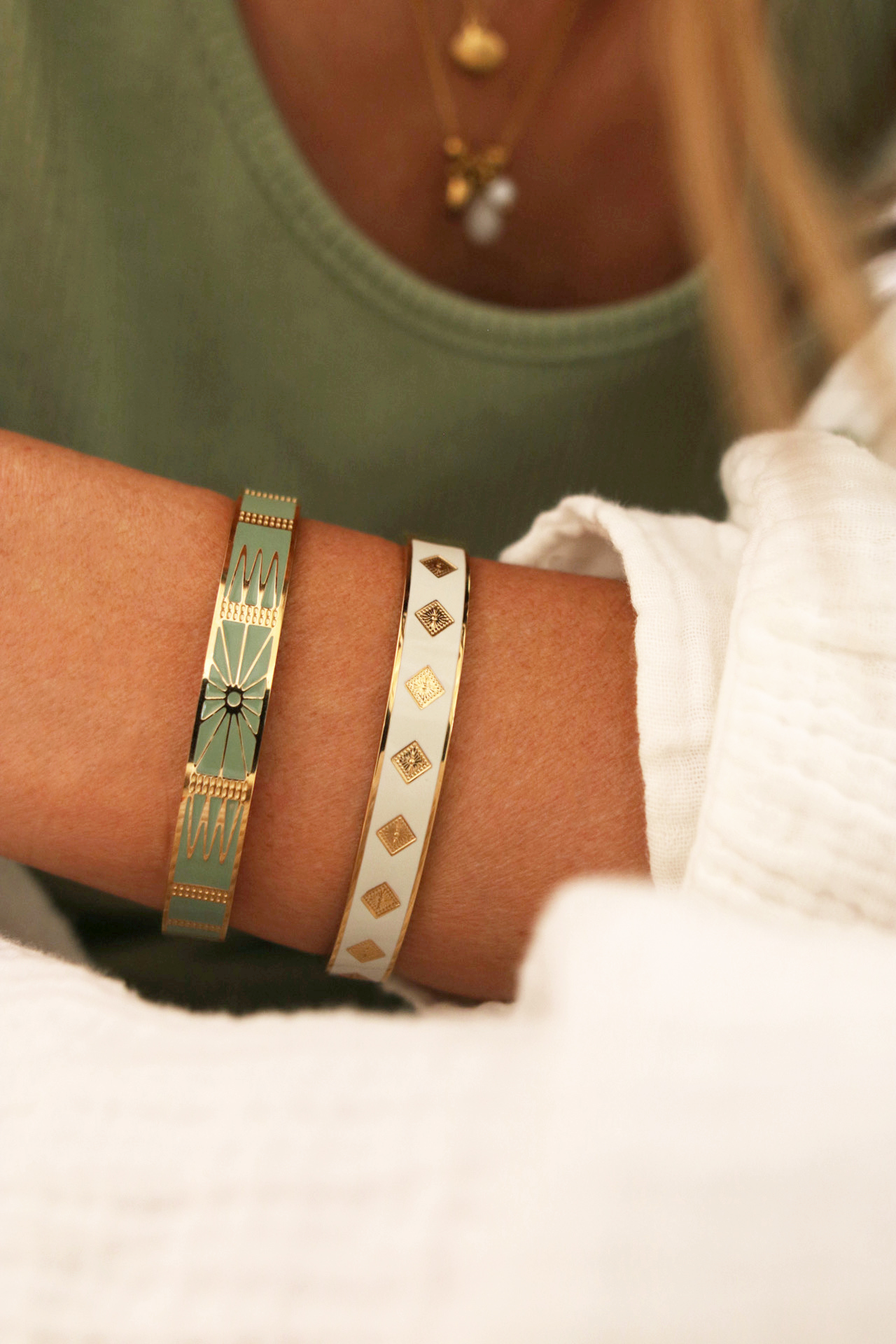 ZELIE bangle
